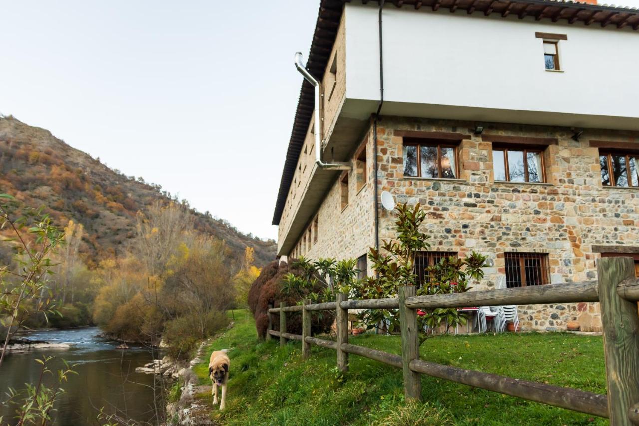 Hostal Restaurante Ventasierra Valdoré Exterior foto