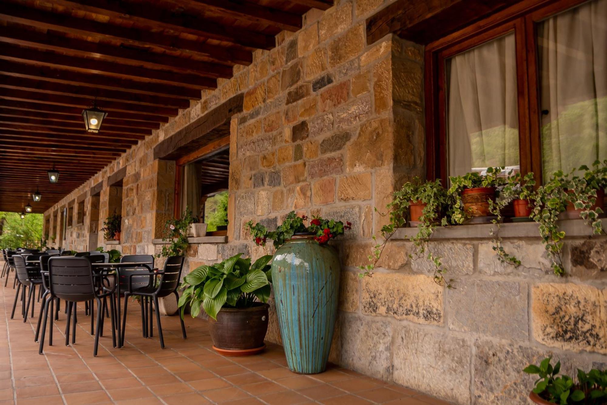 Hostal Restaurante Ventasierra Valdoré Exterior foto