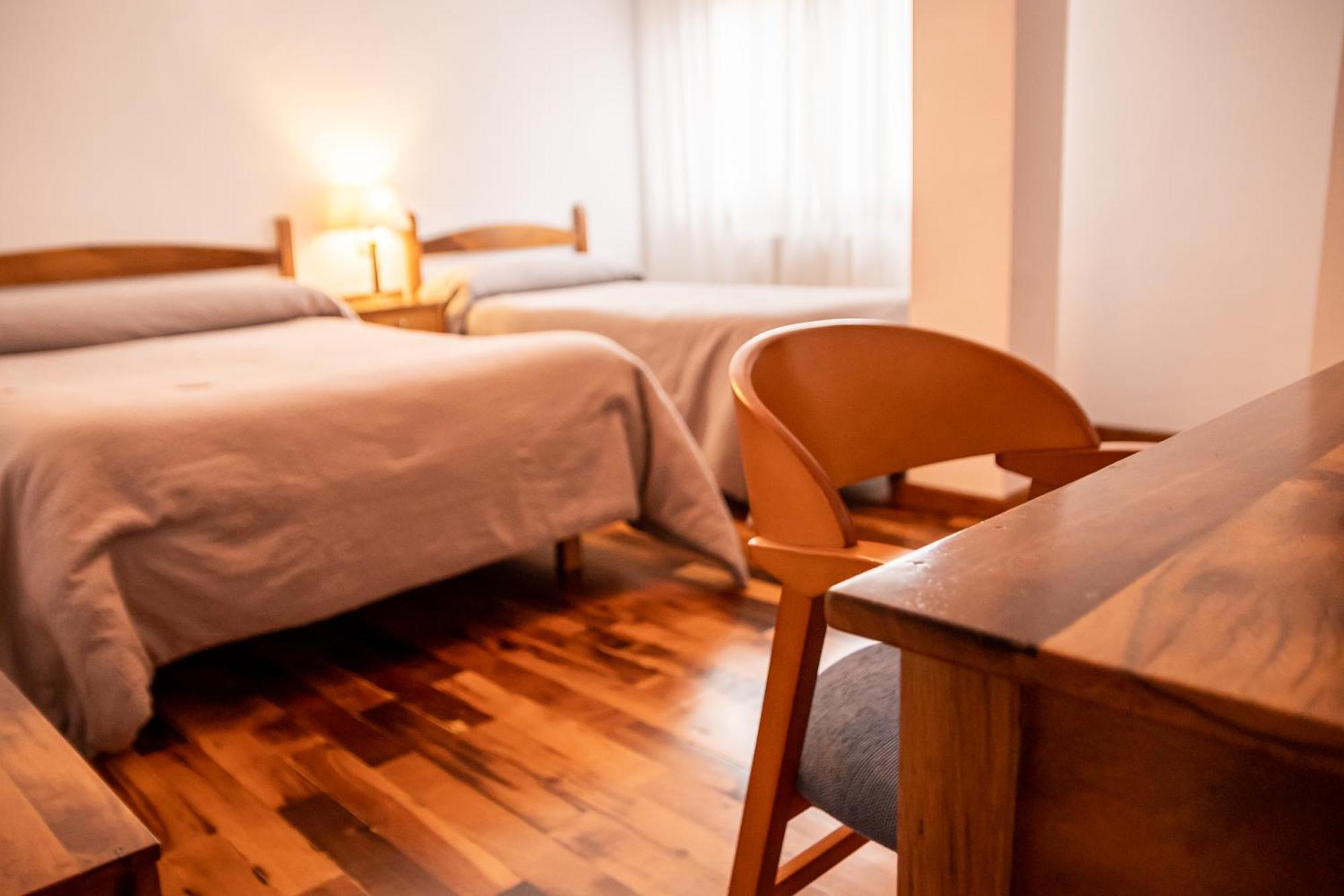 Hostal Restaurante Ventasierra Valdoré Habitación foto