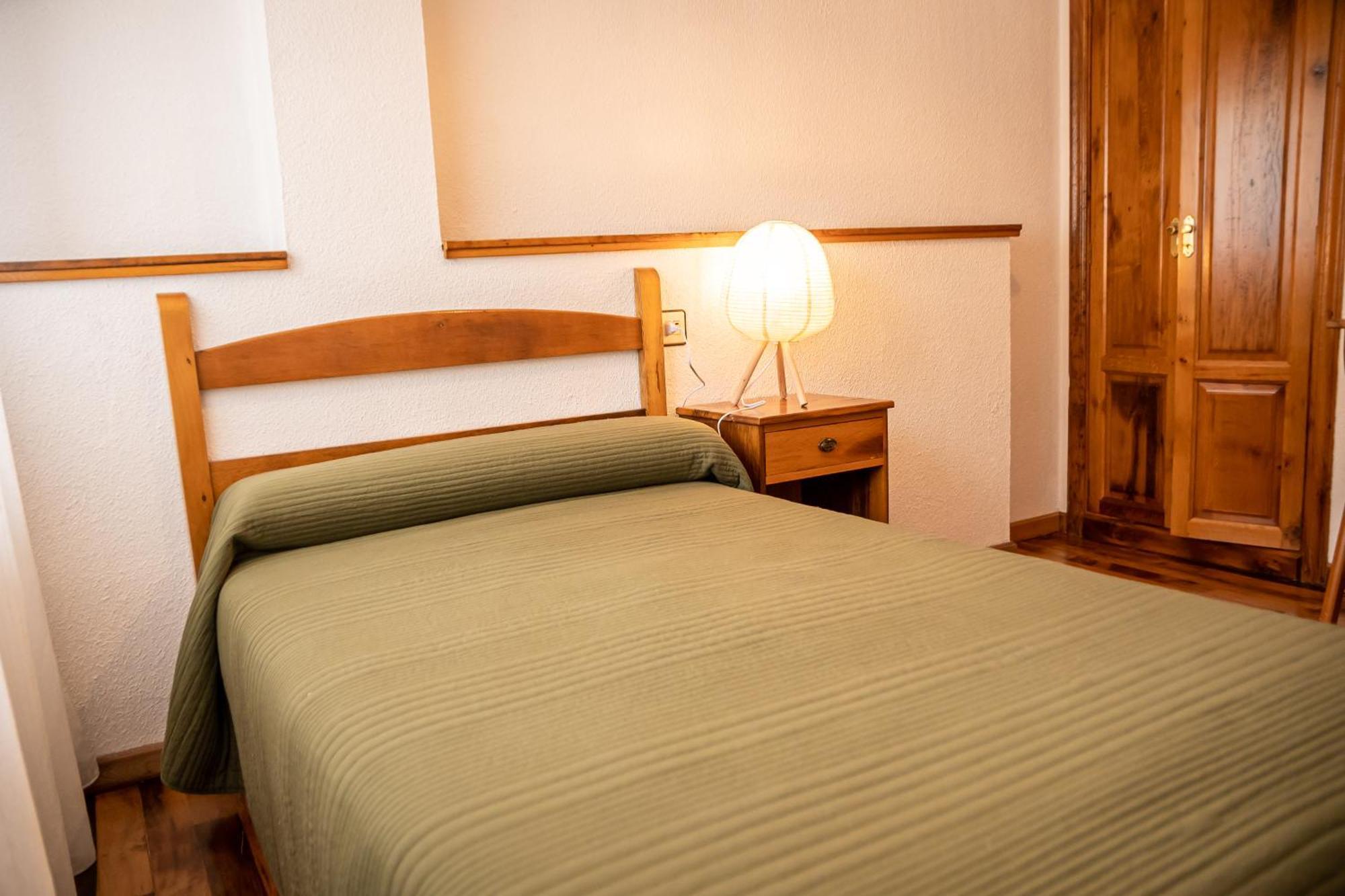 Hostal Restaurante Ventasierra Valdoré Habitación foto