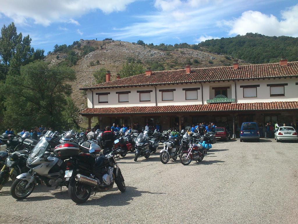 Hostal Restaurante Ventasierra Valdoré Exterior foto